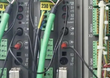 可编程序控制器PLC的硬件